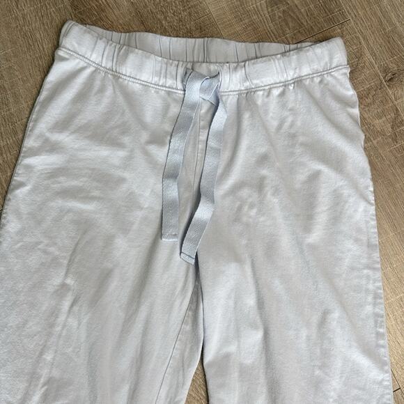 AMAZON ESSENTIALS Women’s Light Blue Pajama Pant Set Long Sleeve Button Front - Picture 9 of 12